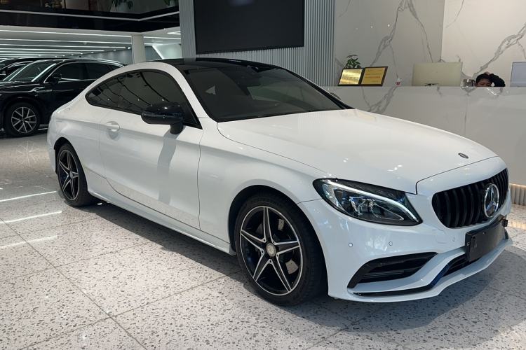 Used Mercedes-Benz C-Class 2016 C 200 Coupe Exterior 2