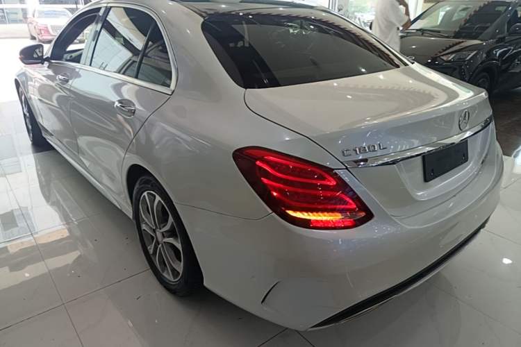 Used Mercedes-Benz C-Class 2016 C 180 L Sport Edition Exterior 2