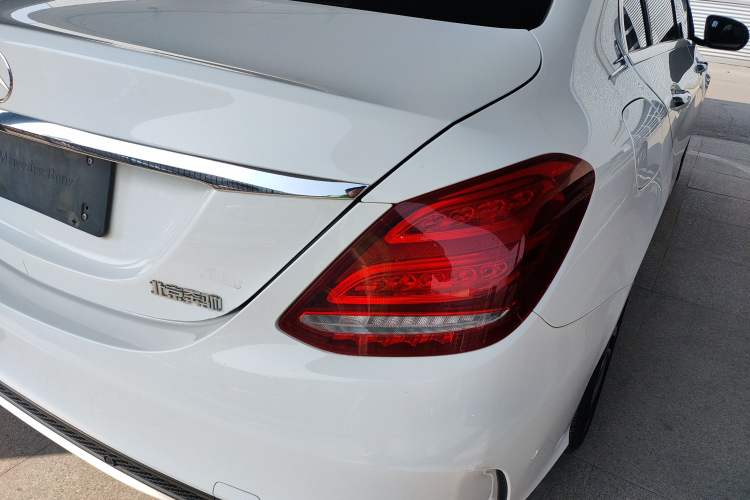 Used Mercedes-Benz C-Class 2016 C 180 L Sport Edition Exterior 3