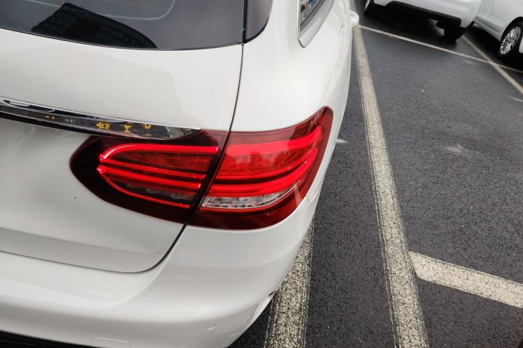 Used Mercedes-Benz C-Class 2016 C 180 Estate Exterior 3