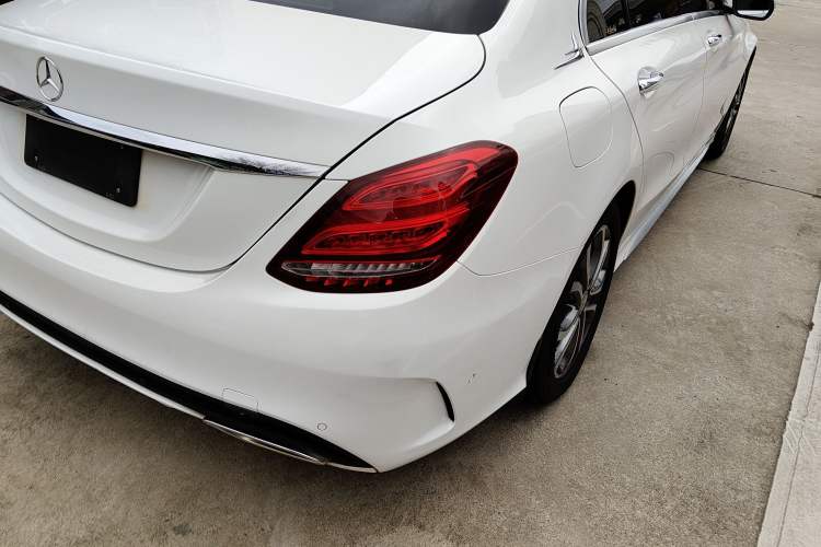 Used Mercedes-Benz C-Class 2016 C 180 L Sport Edition Exterior 3