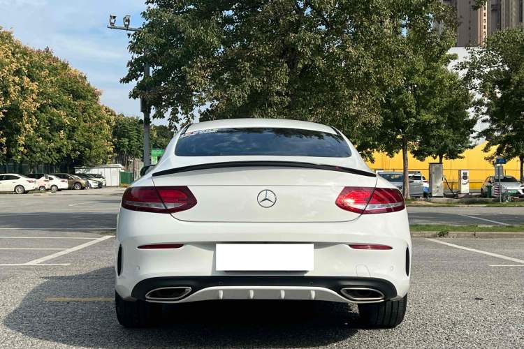 Used Mercedes-Benz C-Class 2016 C 200 Coupe Exterior 4
