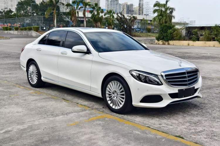 Used Mercedes-Benz C-Class 2016 C 180 L Exterior 4