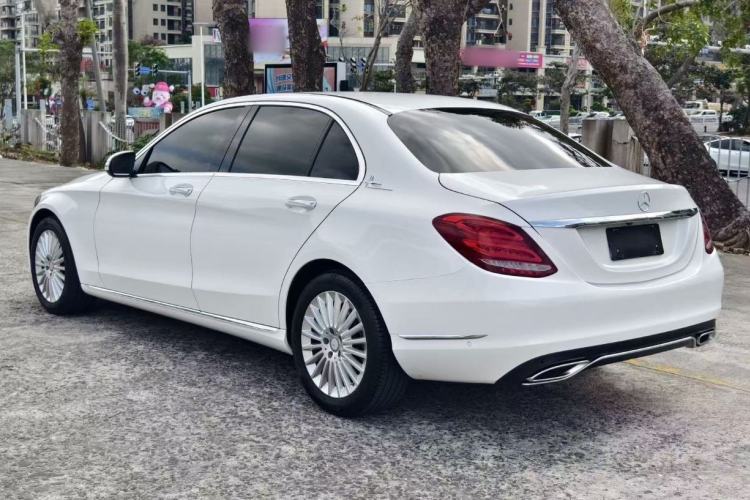 Used Mercedes-Benz C-Class 2016 C 180 L Exterior 4