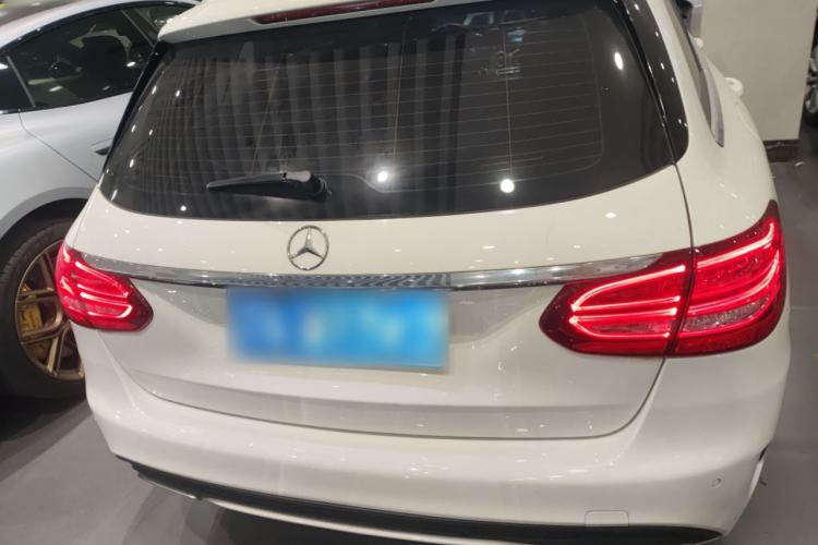 Used Mercedes-Benz C-Class 2016 C 180 Estate Exterior 4