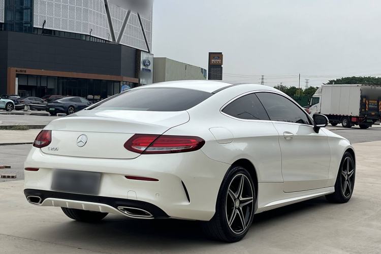 Used Mercedes-Benz C-Class 2016 C 200 Coupe Exterior 4