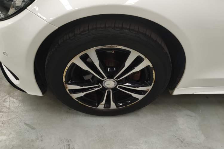 Used Mercedes-Benz C-Class 2016 C 200 Sport Edition Exterior 4