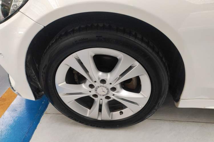 Used Mercedes-Benz C-Class 2016 C 180 Estate Exterior 4