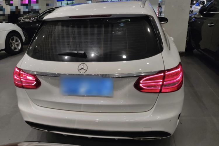 Used Mercedes-Benz C-Class 2016 C 180 Estate Exterior 4