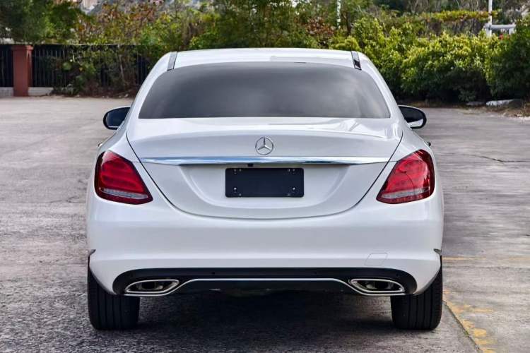 Used Mercedes-Benz C-Class 2016 C 180 L Exterior 5