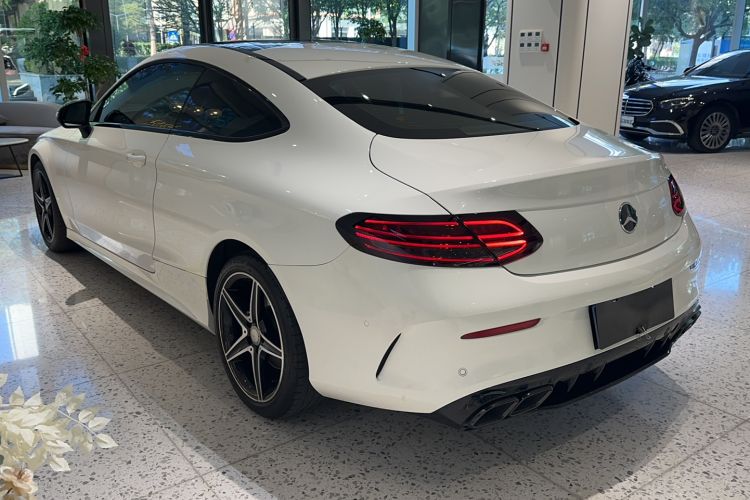 Used Mercedes-Benz C-Class 2016 C 200 Coupe Exterior 5