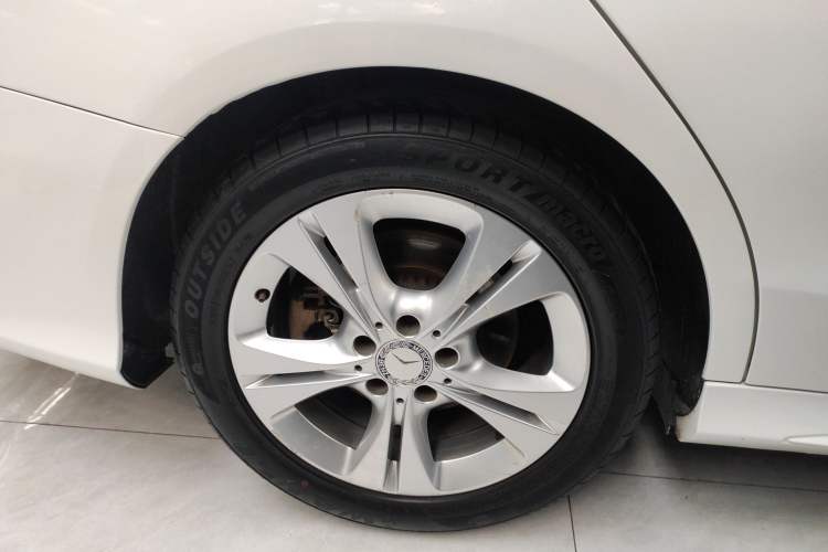 Used Mercedes-Benz C-Class 2016 C 180 Estate Exterior 5