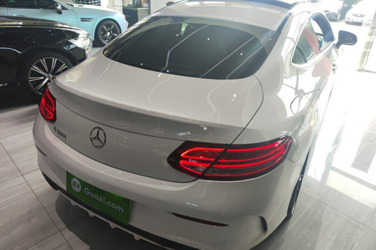 Used Mercedes-Benz C-Class 2016 C 200 Coupe Exterior 5