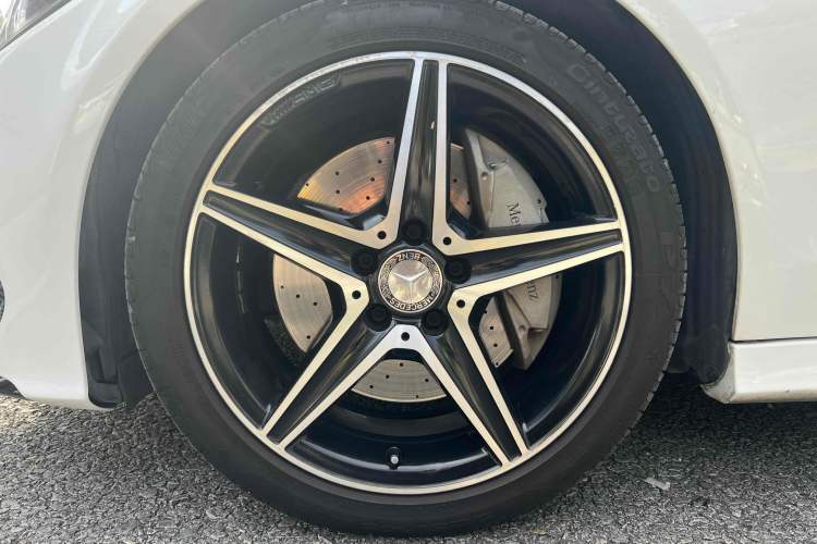 Used Mercedes-Benz C-Class 2016 C 200 Coupe Exterior 6