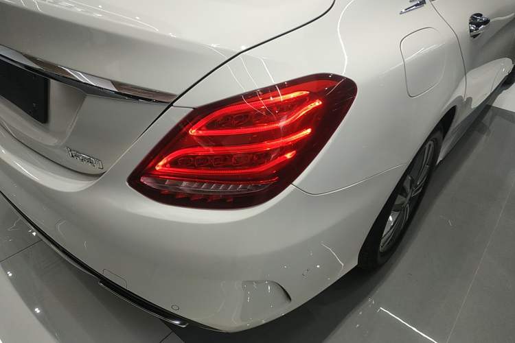 Used Mercedes-Benz C-Class 2016 C 200 L Sport Edition Exterior 6