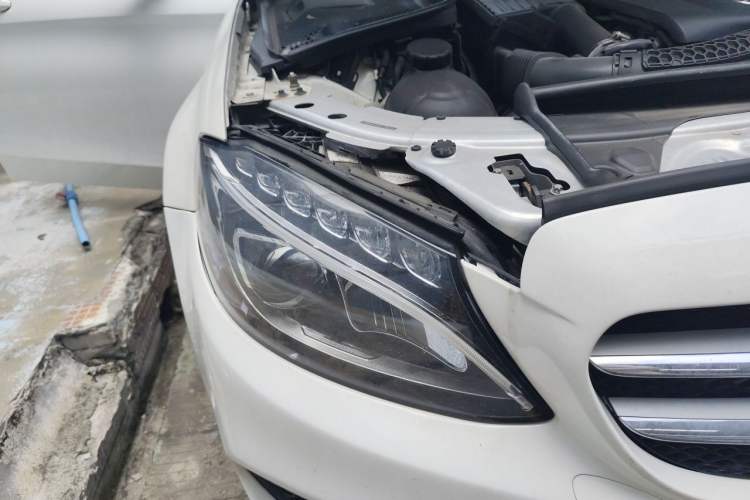 Used Mercedes-Benz C-Class 2016 C 200 L Sport Edition Exterior 6