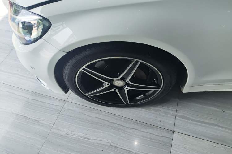 Used Mercedes-Benz C-Class 2016 C 200 Coupe Exterior 7