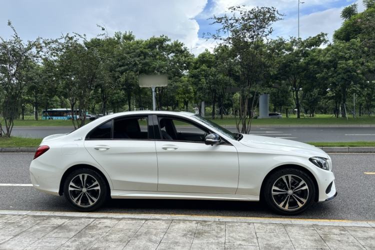 Used Mercedes-Benz C-Class 2016 C 200 Sport Edition Exterior 8