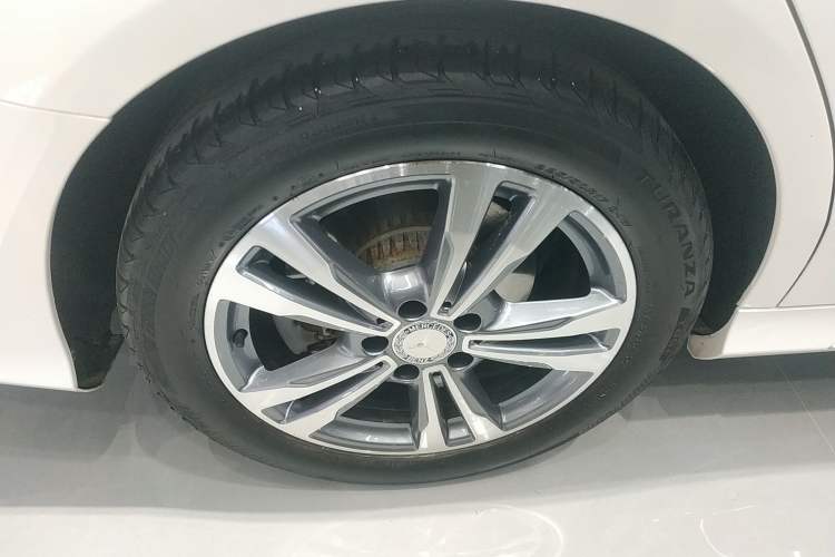 Used Mercedes-Benz C-Class 2016 C 200 L Sport Edition Exterior 8