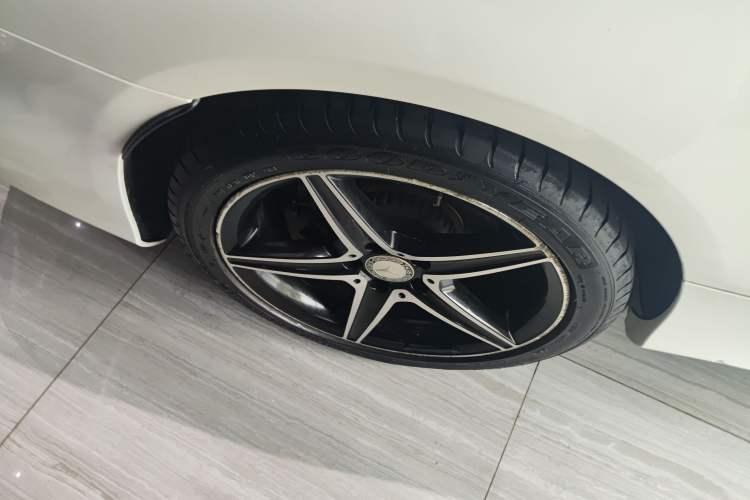 Used Mercedes-Benz C-Class 2016 C 200 Coupe Exterior 8