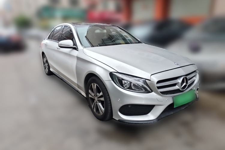 Used Mercedes-Benz C-Class 2016 C 200 L Sport Edition Front Right 45 Deg
