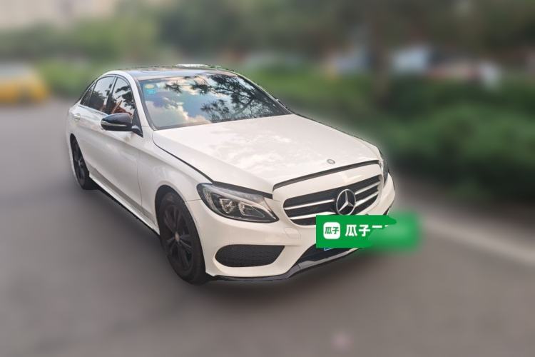 Used Mercedes-Benz C-Class 2016 C 200 Sport Edition Front Right 45 Deg