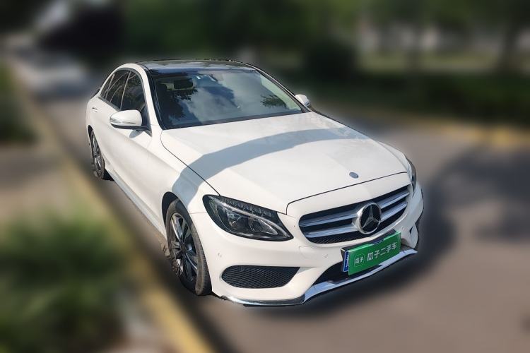 Used Mercedes-Benz C-Class 2016 C 200 L Sport Edition Front Right 45 Deg