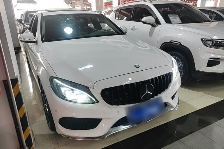 Used Mercedes-Benz C-Class 2016 C 180 L Sport Edition Front Right 45 Deg