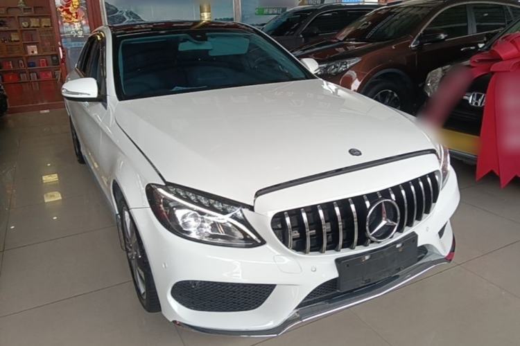 Used Mercedes-Benz C-Class 2016 C 200 L Sport Edition Front Right 45 Deg