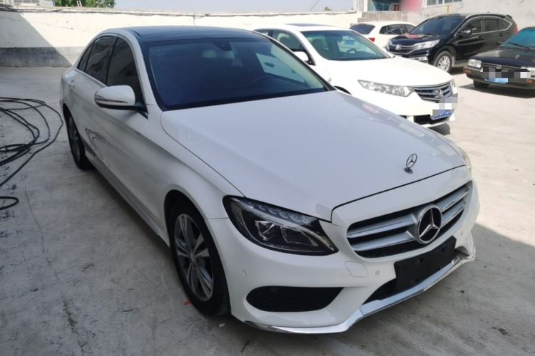 Used Mercedes-Benz C-Class 2016 C 200 L Sport Edition Front Right 45 Deg
