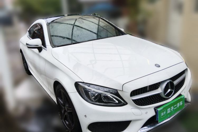 Used Mercedes-Benz C-Class 2016 C 200 Coupe Front Right 45 Deg