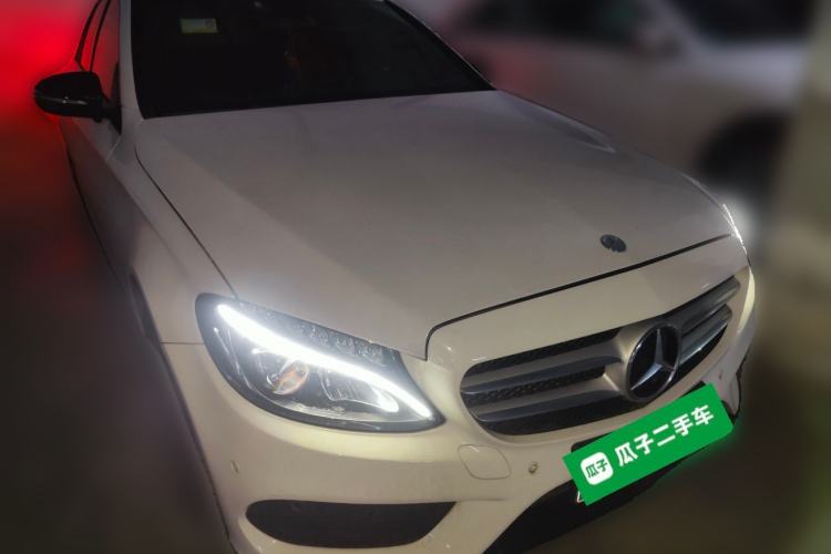 Used Mercedes-Benz C-Class 2016 C 200 Sport Edition Front Right 45 Deg