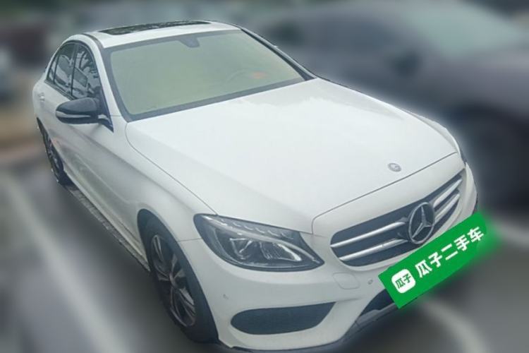 Used Mercedes-Benz C-Class 2016 C 200 Sport Edition Front Right 45 Deg