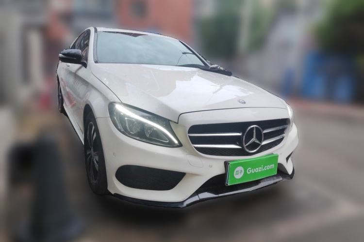 Used Mercedes-Benz C-Class 2016 C 200 Sport Edition Front Right 45 Deg
