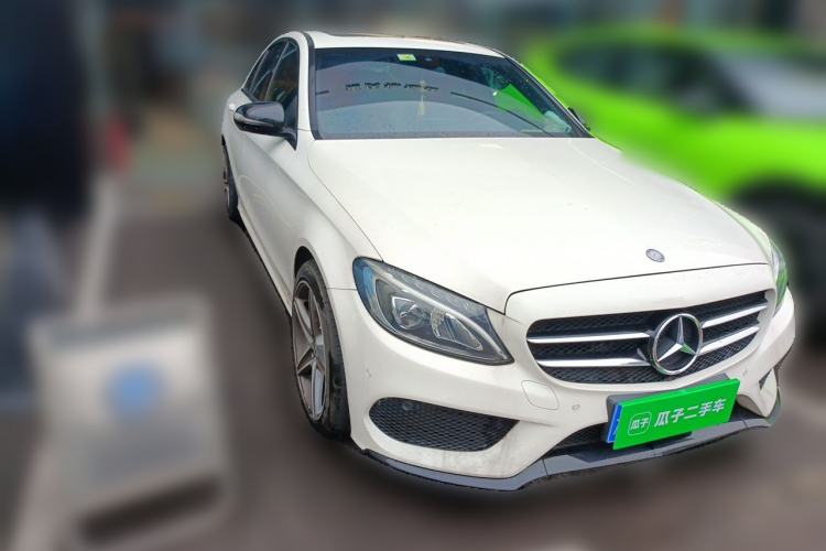 Used Mercedes-Benz C-Class 2016 C 200 Sport Edition Front Right 45 Deg