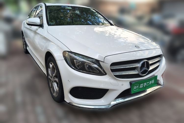 Used Mercedes-Benz C-Class 2016 C 180 L Front Right 45 Deg