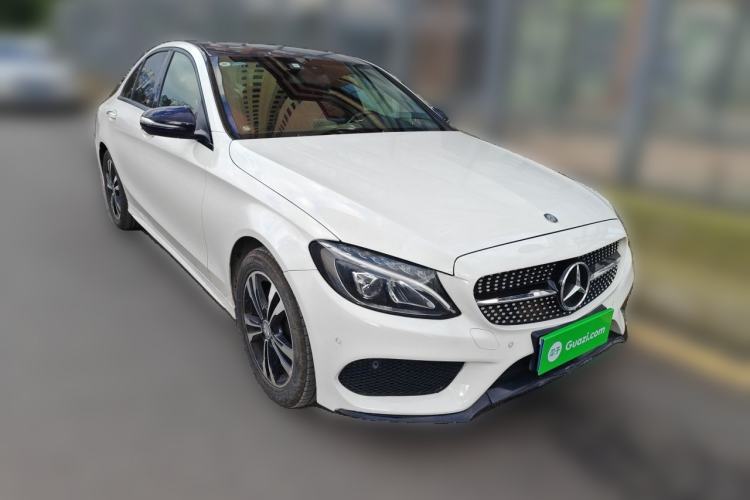 Used Mercedes-Benz C-Class 2016 C 200 Sport Edition Front Right 45 Deg