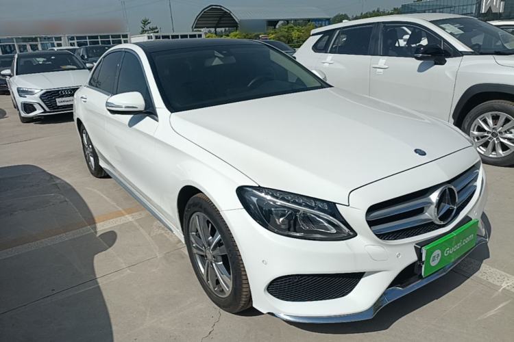 Used Mercedes-Benz C-Class 2016 C 200 L Sport Edition Front Right 45 Deg