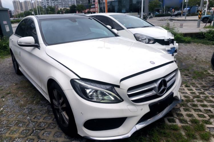 Used Mercedes-Benz C-Class 2016 C 200 L Sport Edition Front Right 45 Deg