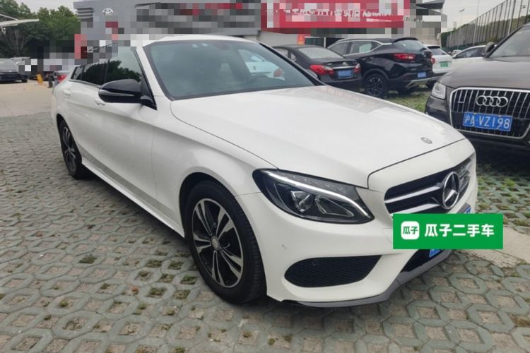 Used Mercedes-Benz C-Class 2016 C 200 Sport Edition Front Right 45 Deg