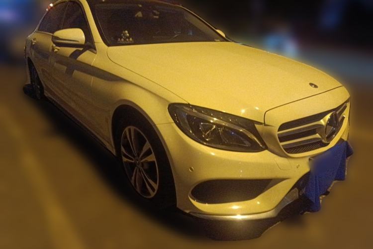Used Mercedes-Benz C-Class 2016 C 200 L Sport Edition Front Right 45 Deg
