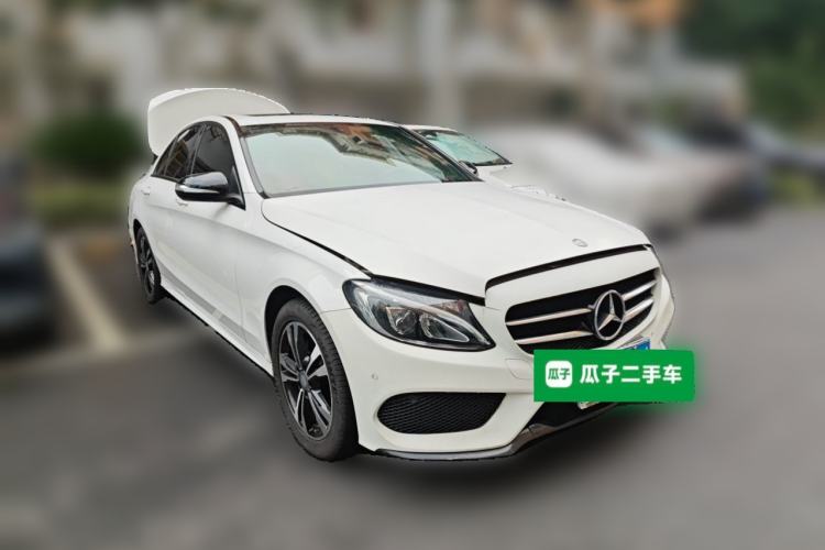 Used Mercedes-Benz C-Class 2016 C 200 Sport Edition Front Right 45 Deg