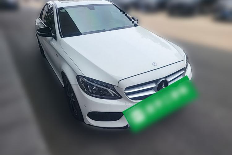 Used Mercedes-Benz C-Class 2016 C 200 Sport Edition Front Right 45 Deg