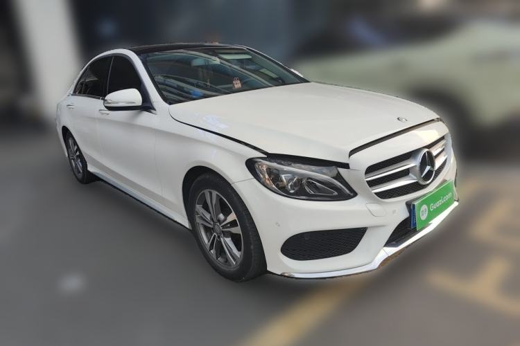 Used Mercedes-Benz C-Class 2016 C 200 L Sport Edition Front Right 45 Deg