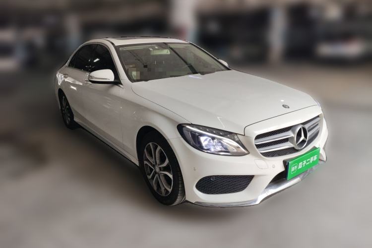 Used Mercedes-Benz C-Class 2016 C 180 L Sport Edition Front Right 45 Deg