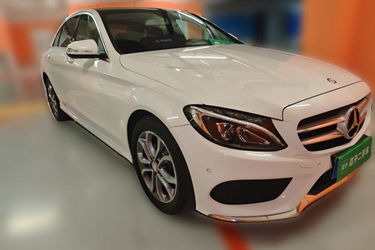 Used Mercedes-Benz C-Class 2016 C 180 L Sport Edition Front Right 45 Deg