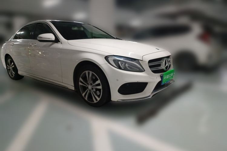 Used Mercedes-Benz C-Class 2016 C 200 L Sport Edition Front Right 45 Deg