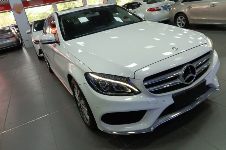 Used Mercedes-Benz C-Class 2016 C 180 L Sport Edition Front Right 45 Deg