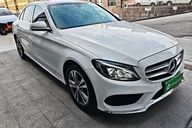 Used Mercedes-Benz C-Class 2016 C 200 L Sport Edition Front Right 45 Deg