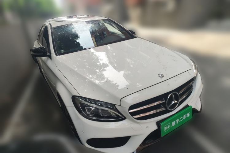 Used Mercedes-Benz C-Class 2016 C 200 Sport Edition Front Right 45 Deg